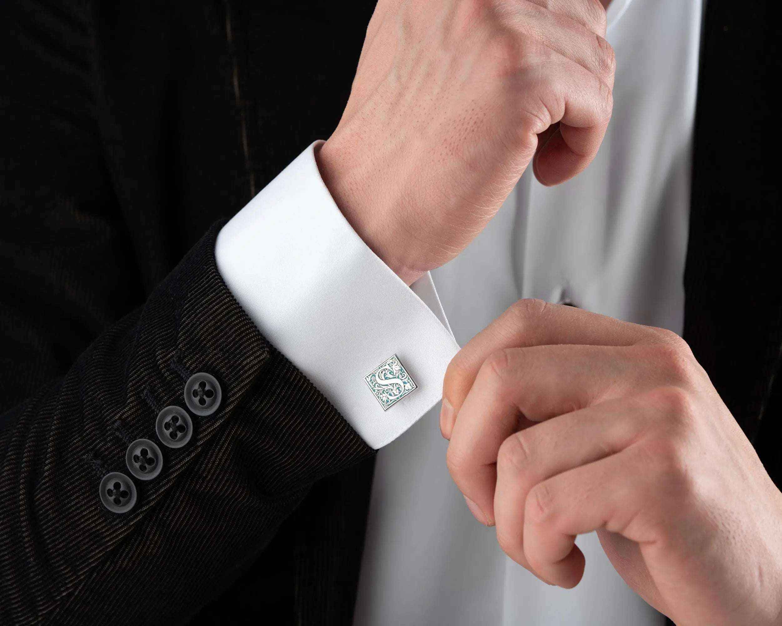 Best Jewelry Gifts for Her: Elegant Gift Ideas She’ll Actually Wear