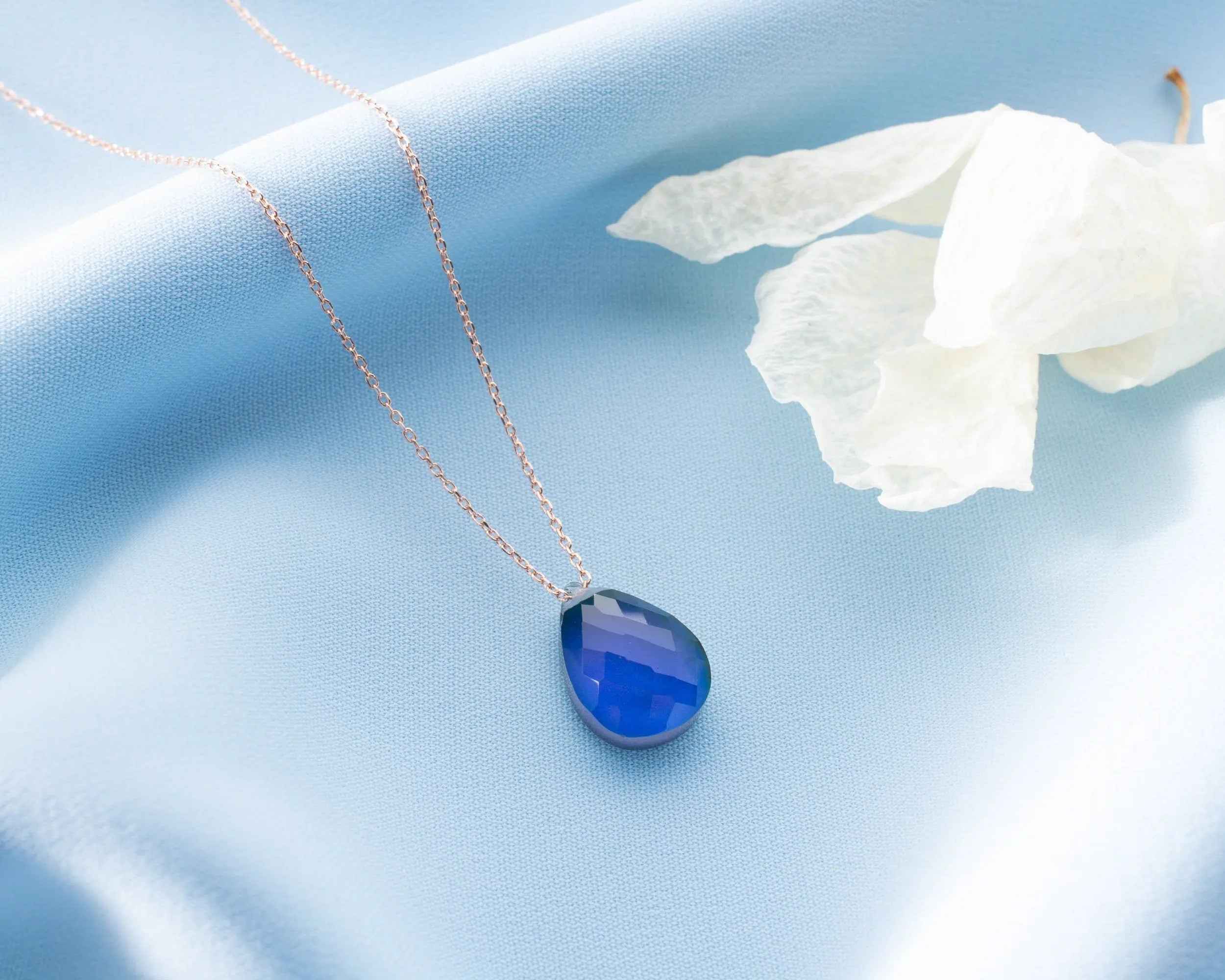 Color Changing Mood Necklace | Blue Flash Mystic Labradorite Pendant | Rose Gold Energy Stone Jewelry