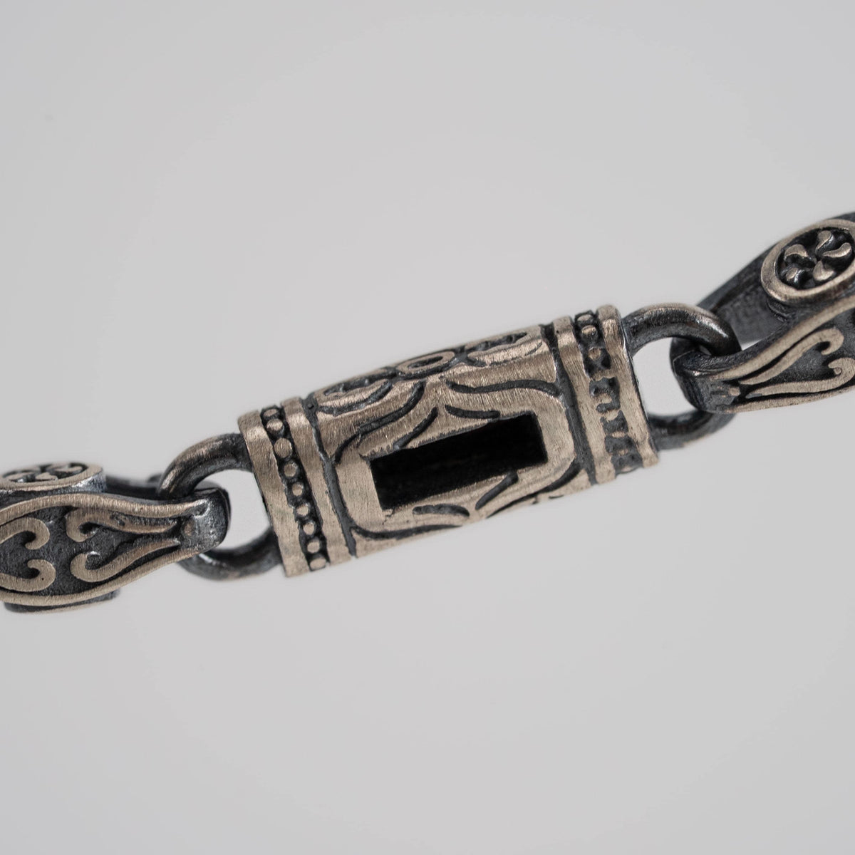 Black Baguette Box Clasp Link Bracelet  Bracelet  Charmora Jewelry
