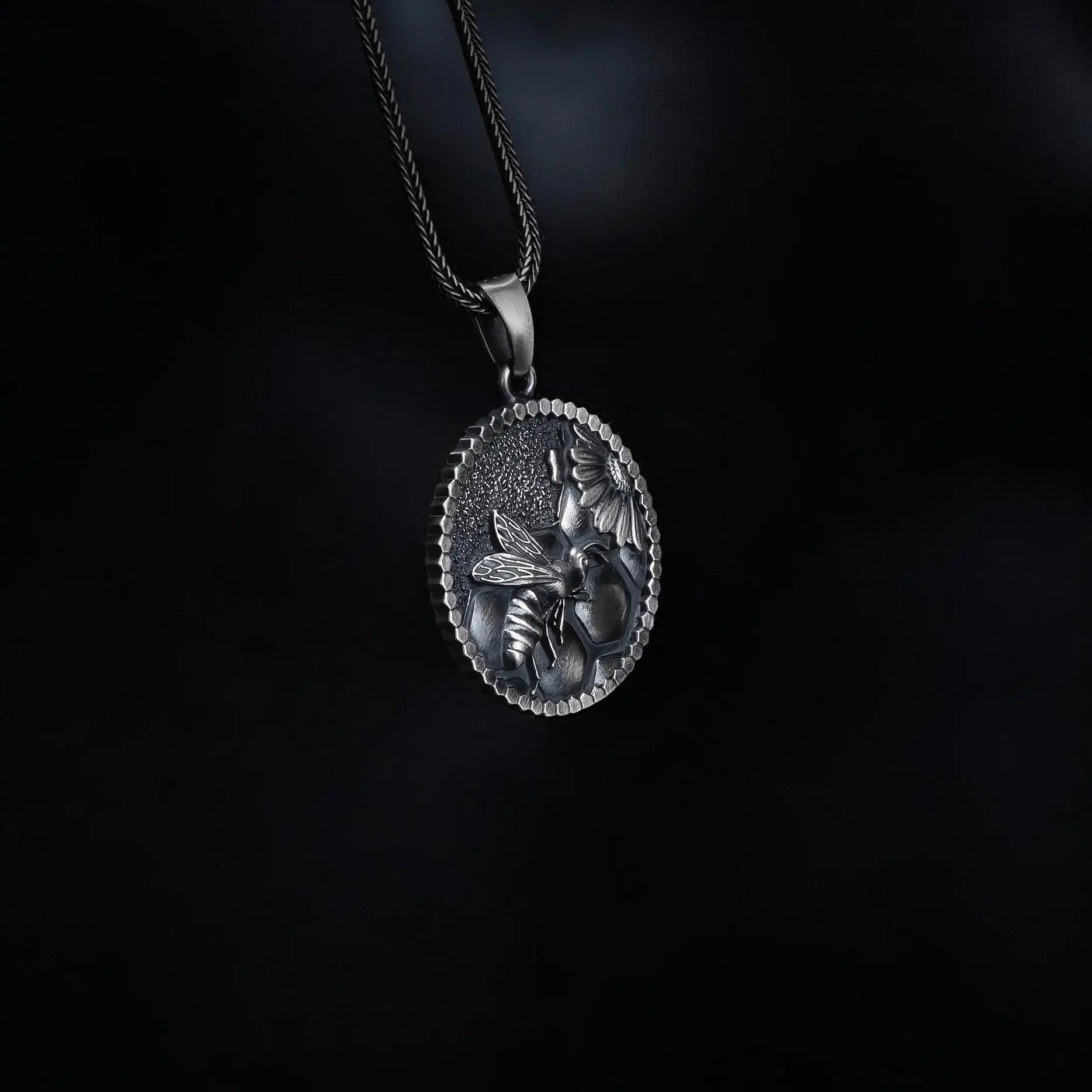 Collier abeille en argent sterling fait main : Bijoux pendentif nid d'abeille