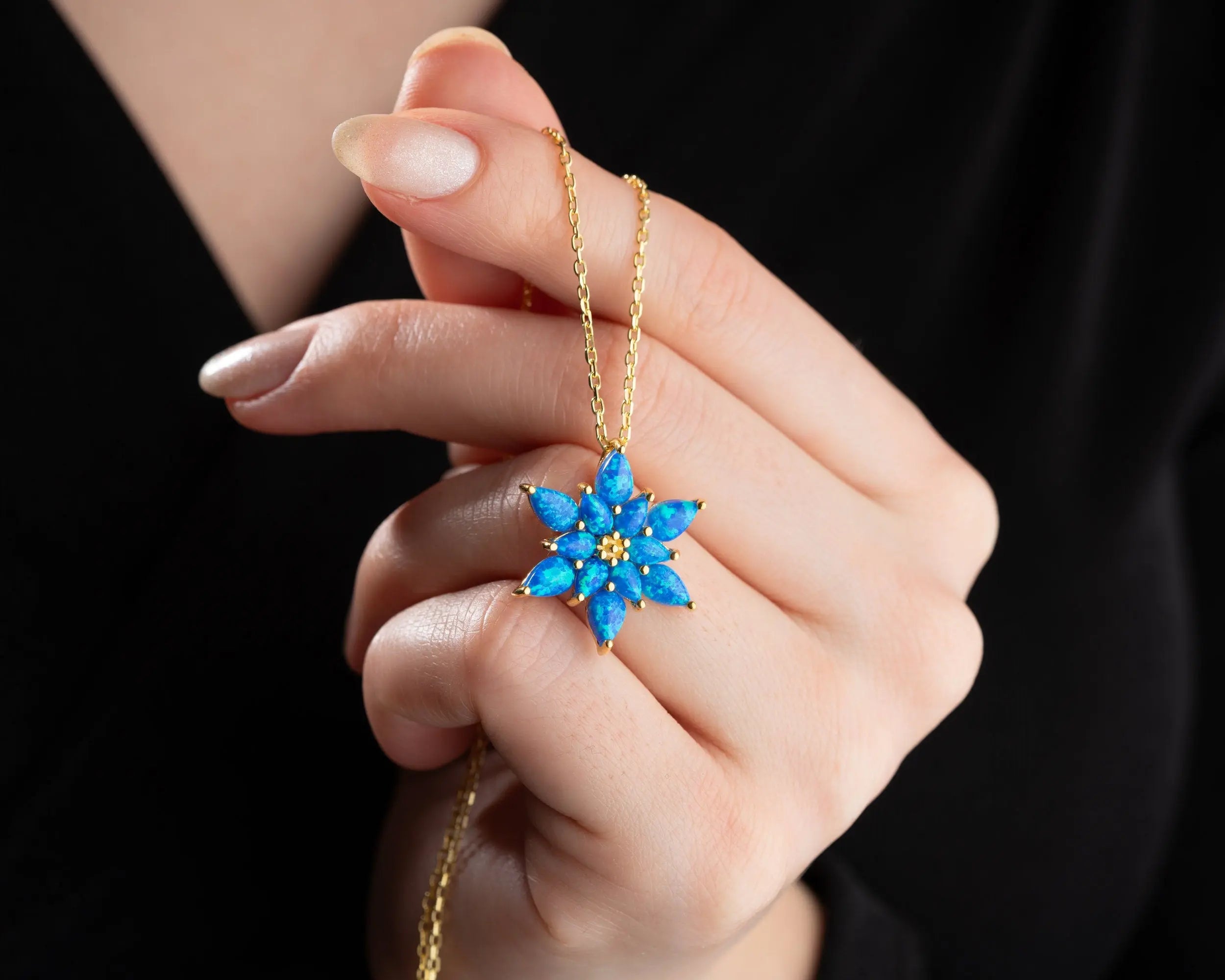 Collier en argent sterling avec opale fleur de lotus - Bijoux faits main