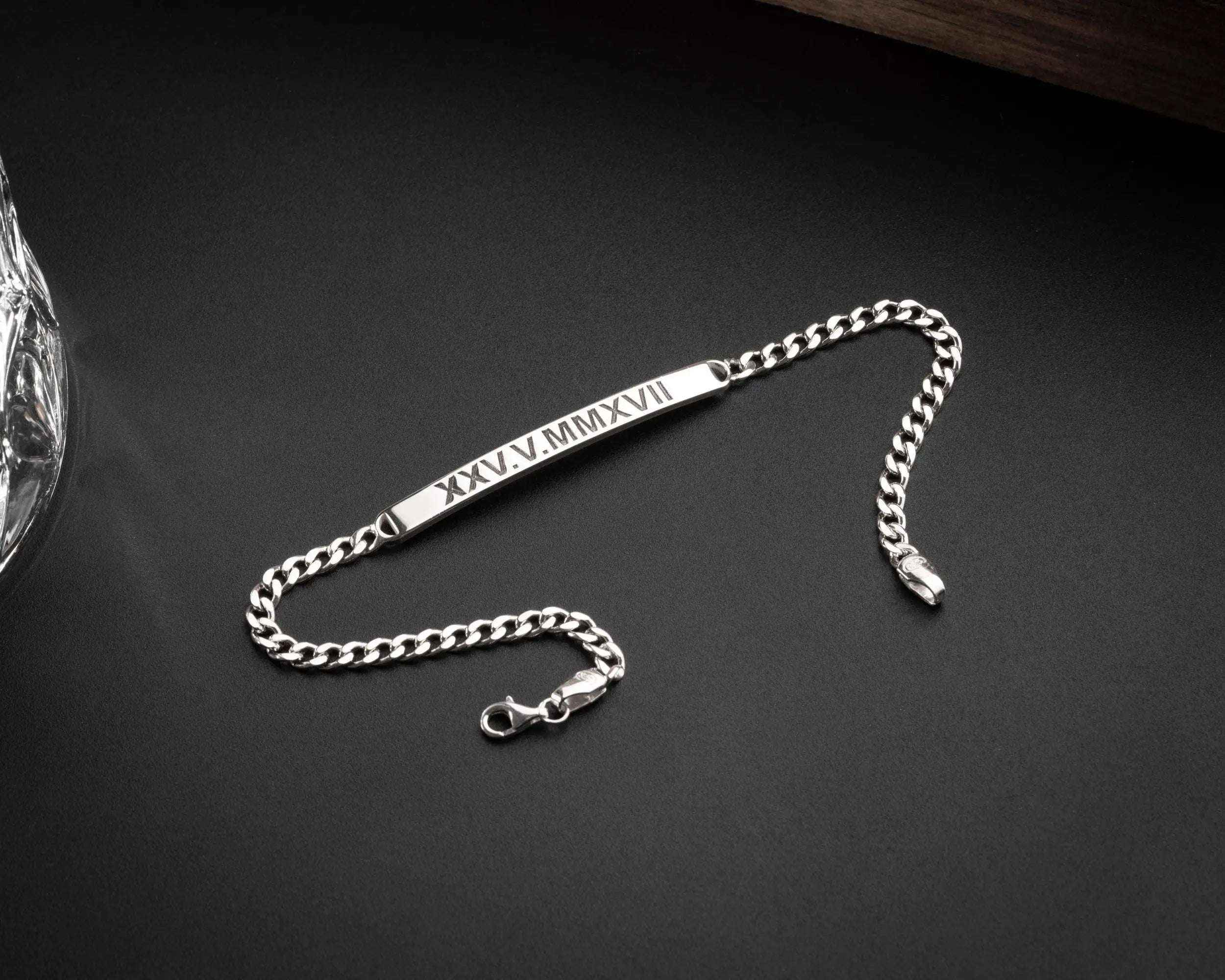 Personalized Sterling Silver Men’s ID Bracelet: Gift for Boyfriend