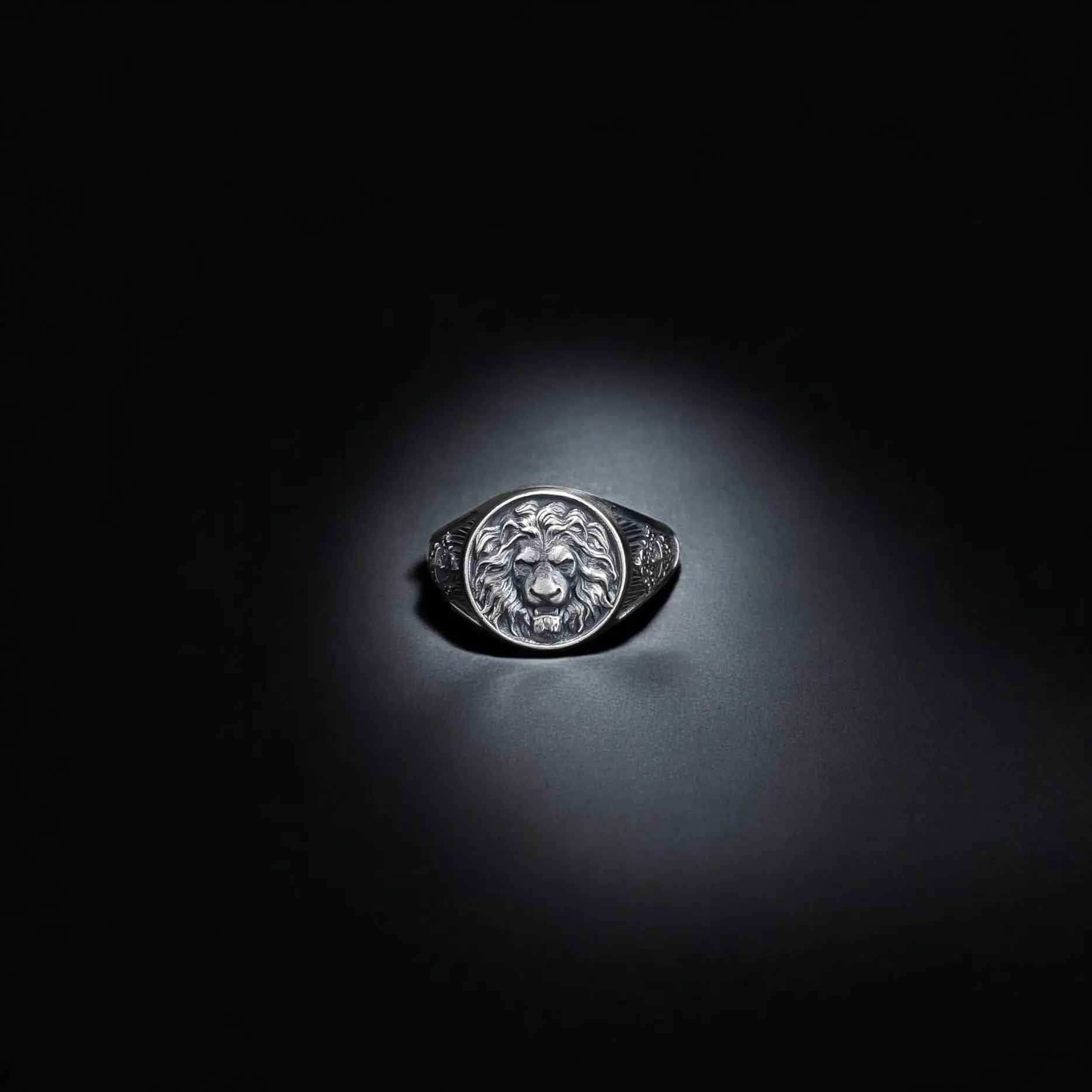 Sterling Silver Lion Head Ring: Handmade Animal Jewelry