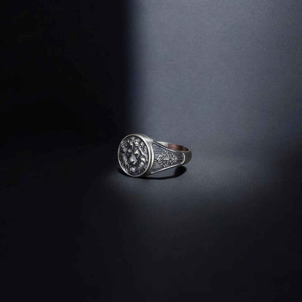 Sterling Silver Lion Head Ring: Handmade Animal Jewelry