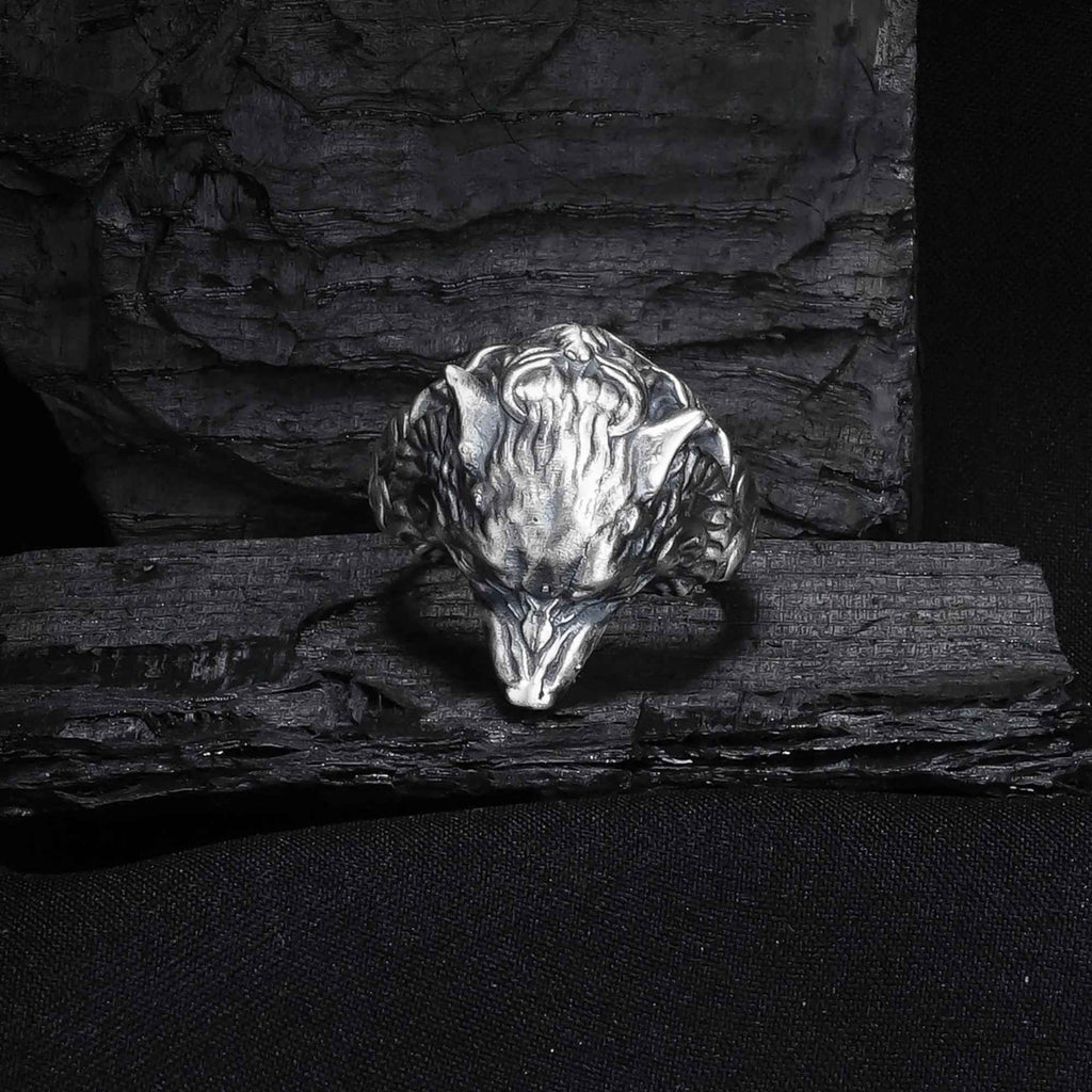 Sterling Silver Wolf Head Ring: Handcrafted Animal Jewelry