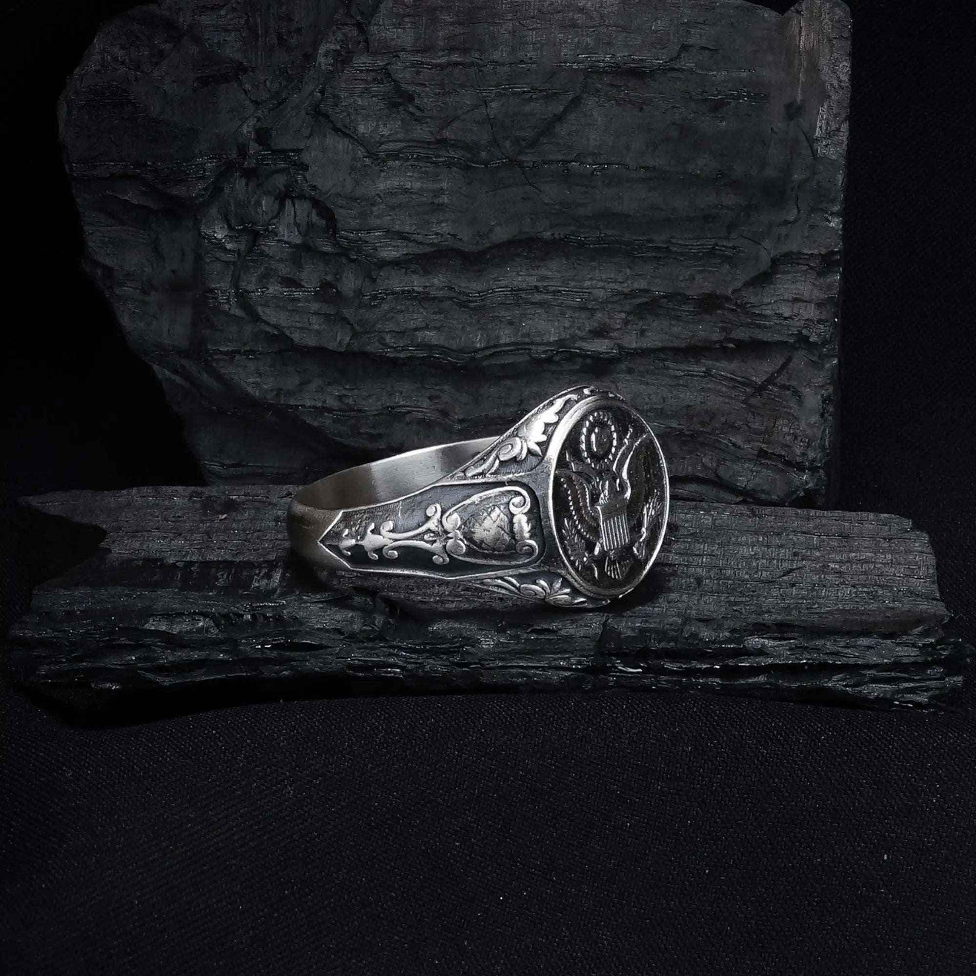 Mens Sterling Silver American Coat of Arms Ring: Patriotic USA Jewelry
