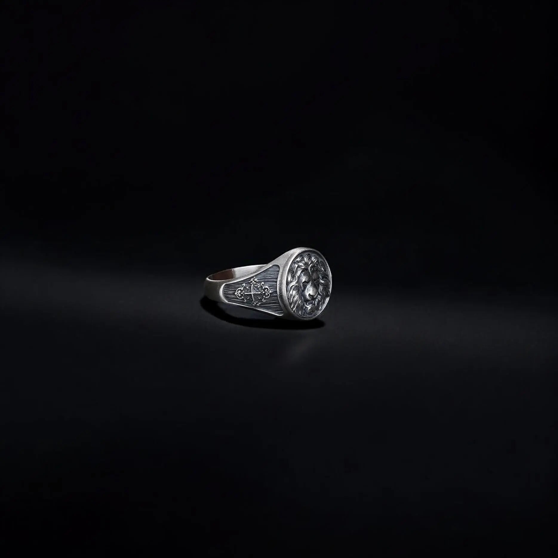 Sterling Silver Lion Head Ring: Handmade Animal Jewelry   Charmora Jewelry