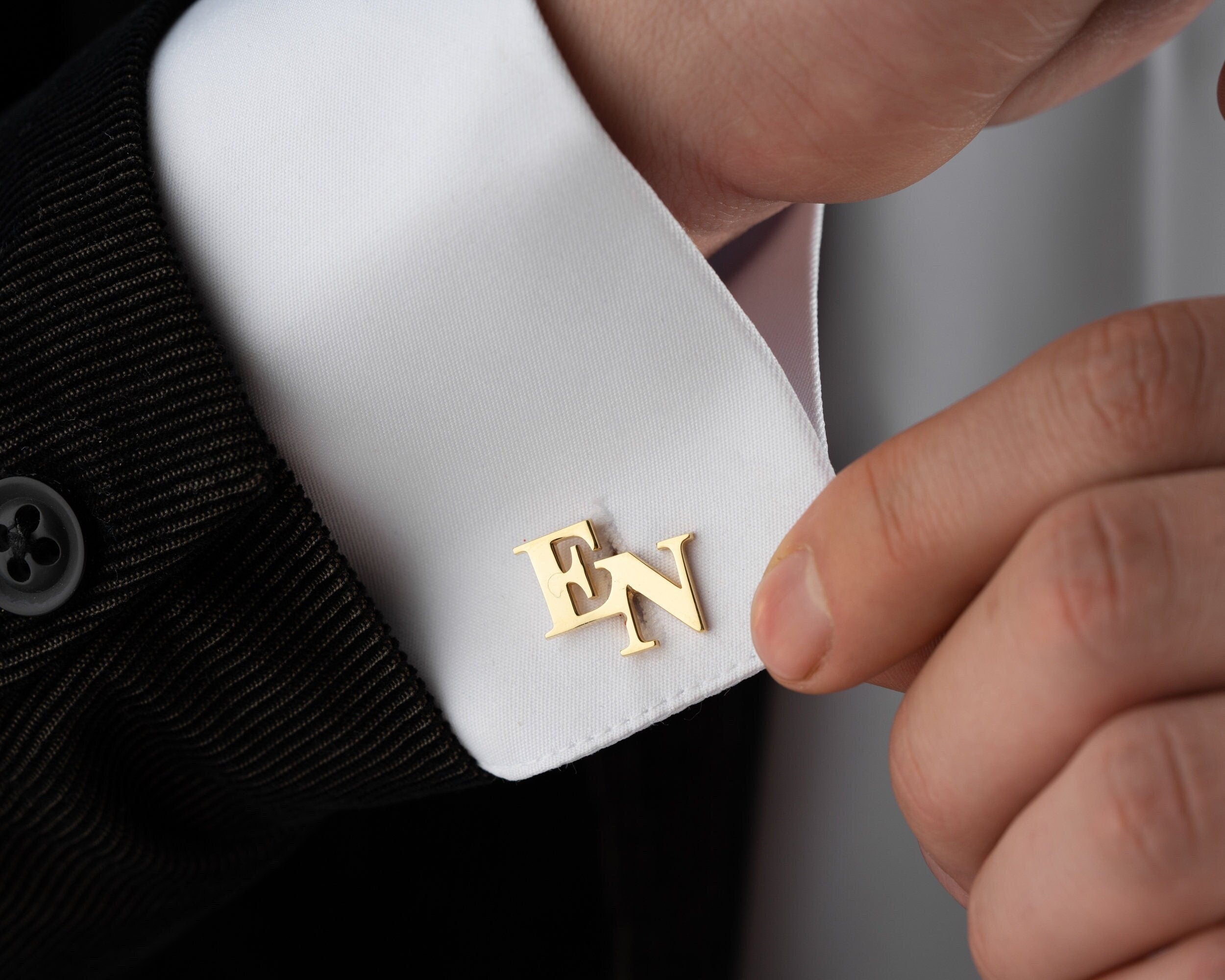 Boutons de manchette initiaux en argent sterling : Cadeau personnalisé pour les garçons d'honneur