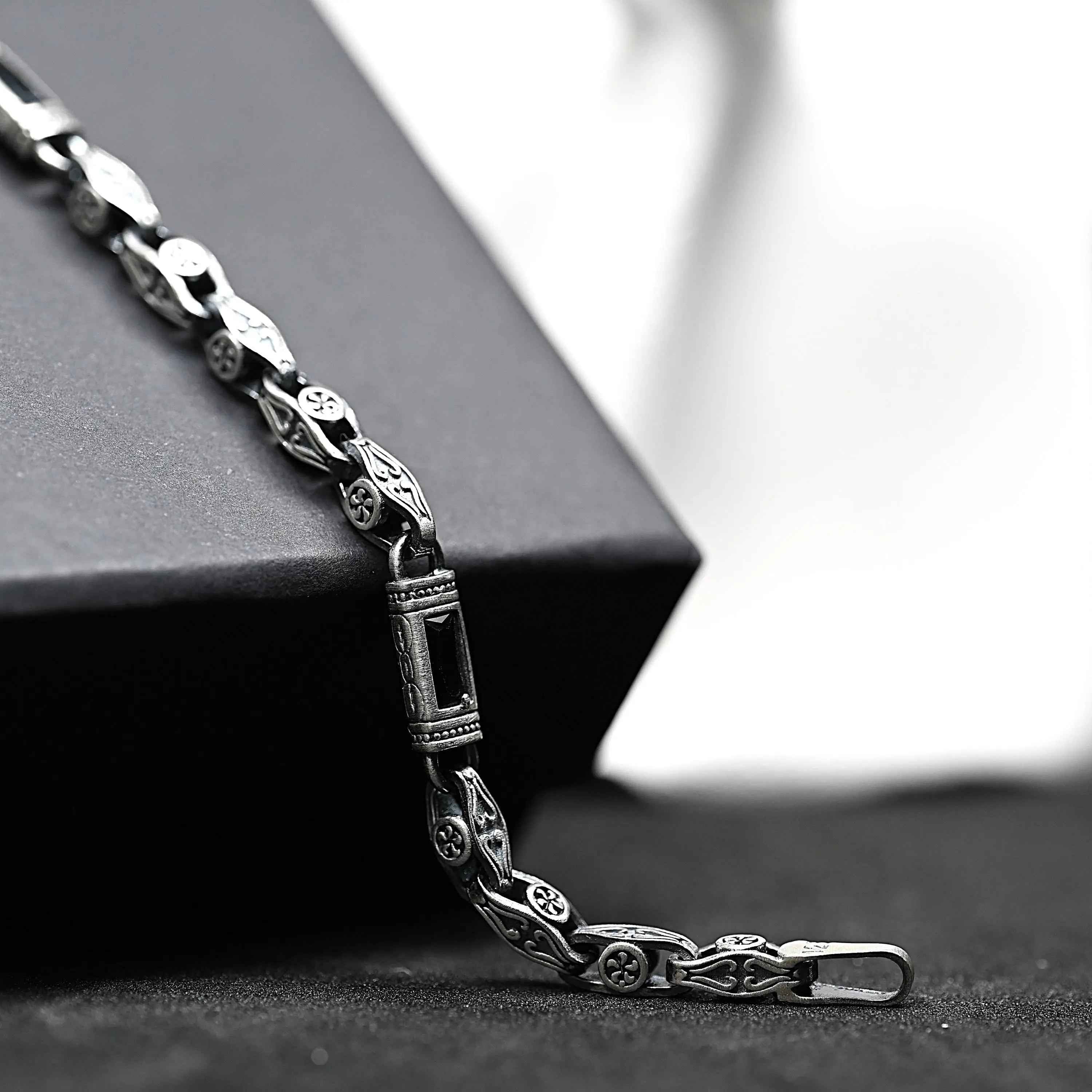 Sterling Silver Men’s Bracelet with Baguette Zircon – Celtic Chain Gift for Him