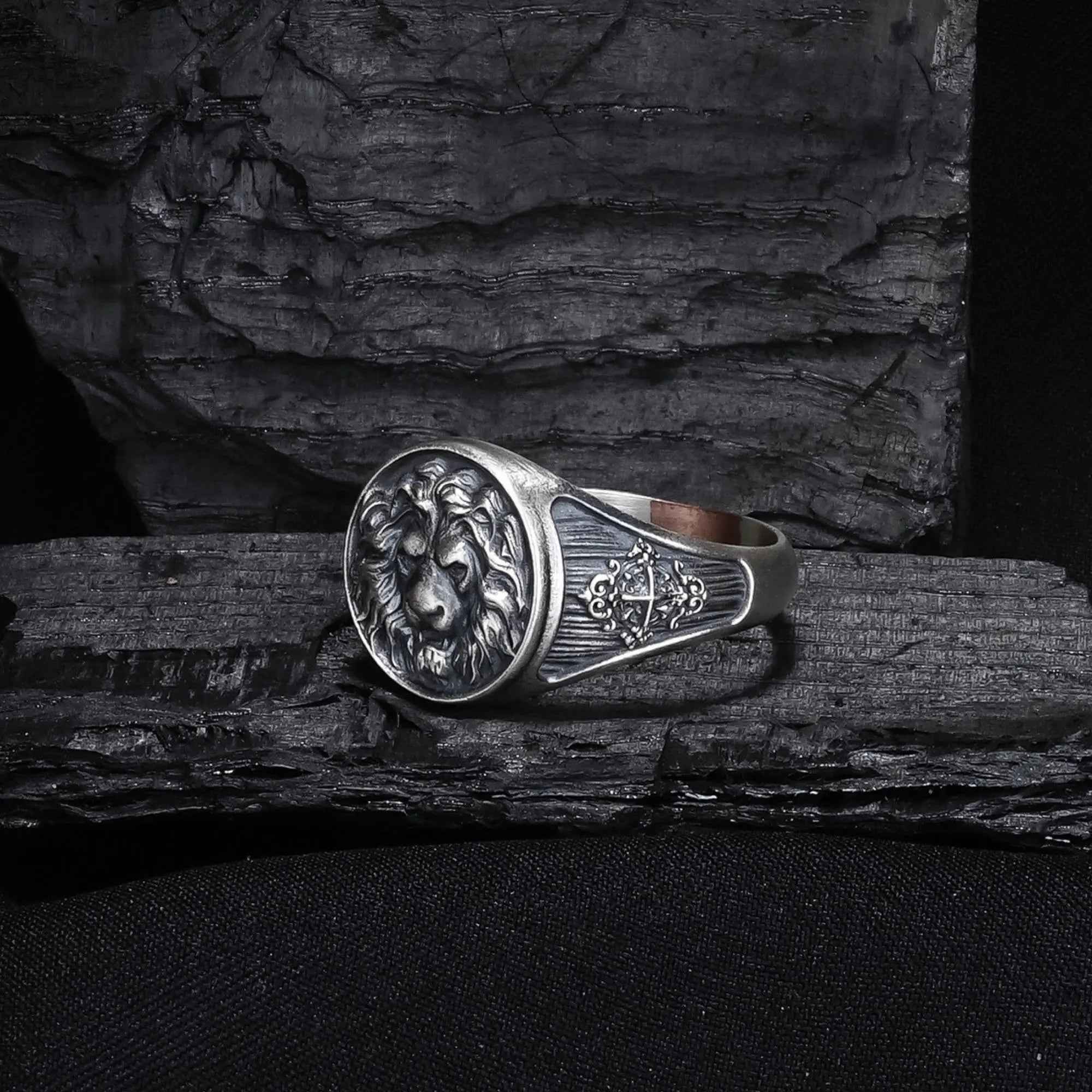 Sterling Silver Lion Head Ring: Handmade Animal Jewelry