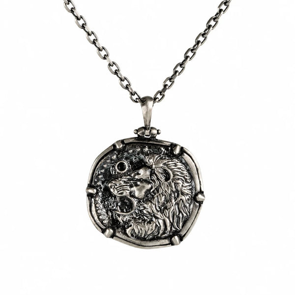 Reversible Lion Head Medallion