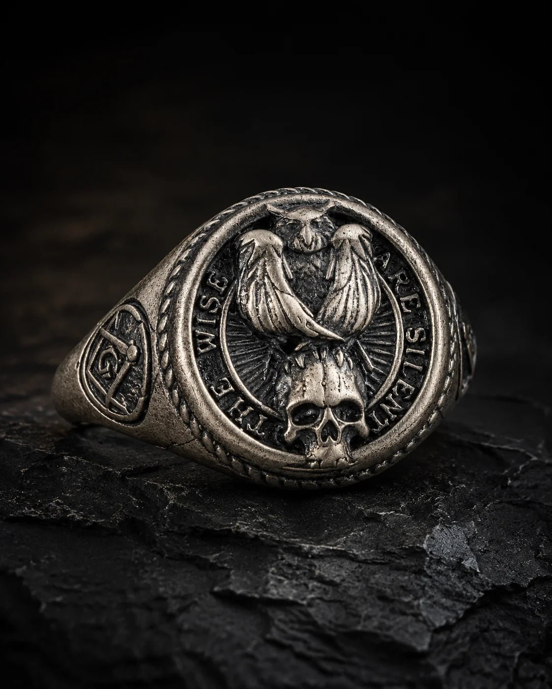 Owl Skull Relief Motif Ring  Ring Charmora Jewelry
