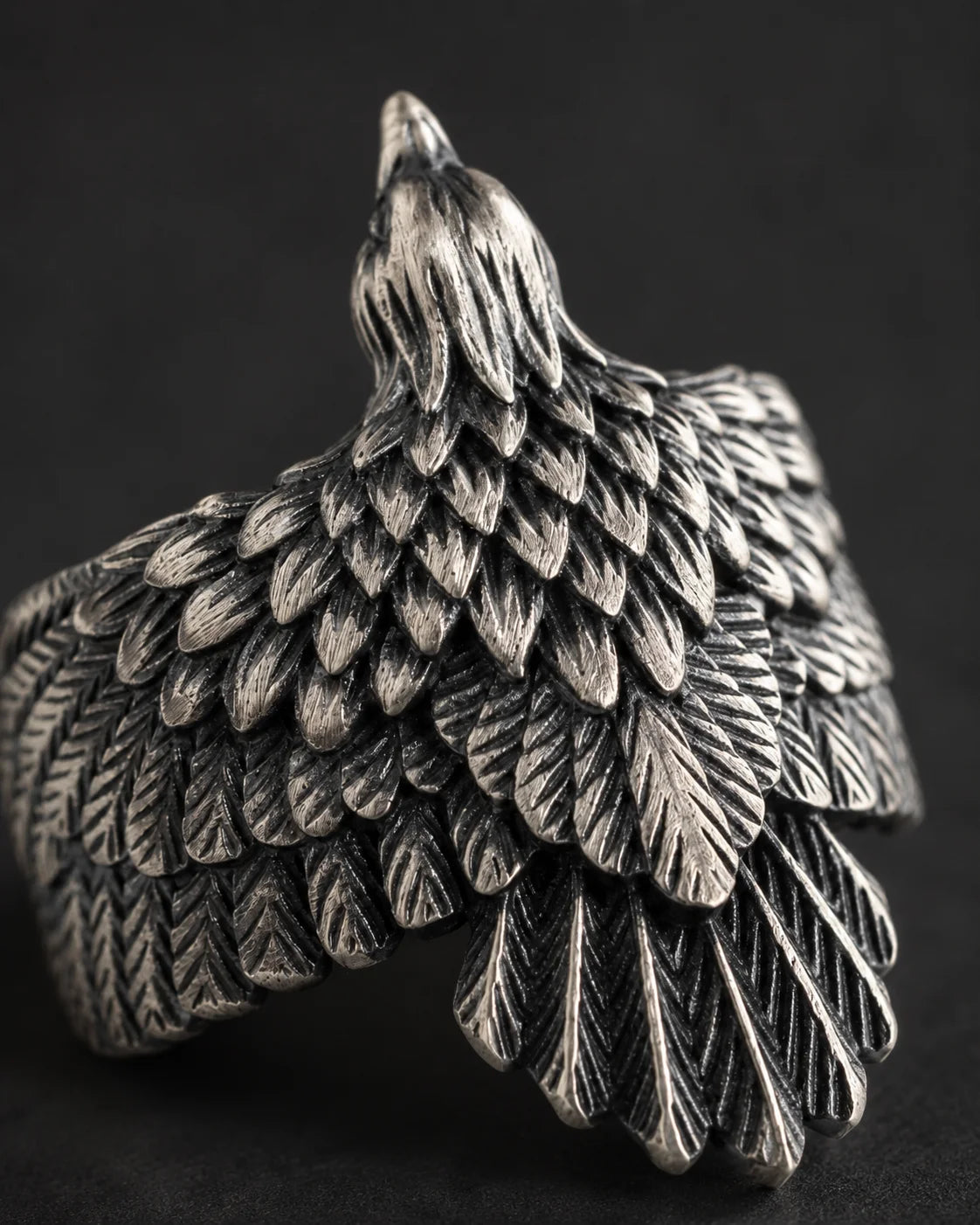 Eagle Wing Relief Motif Ring  Ring Charmora Jewelry
