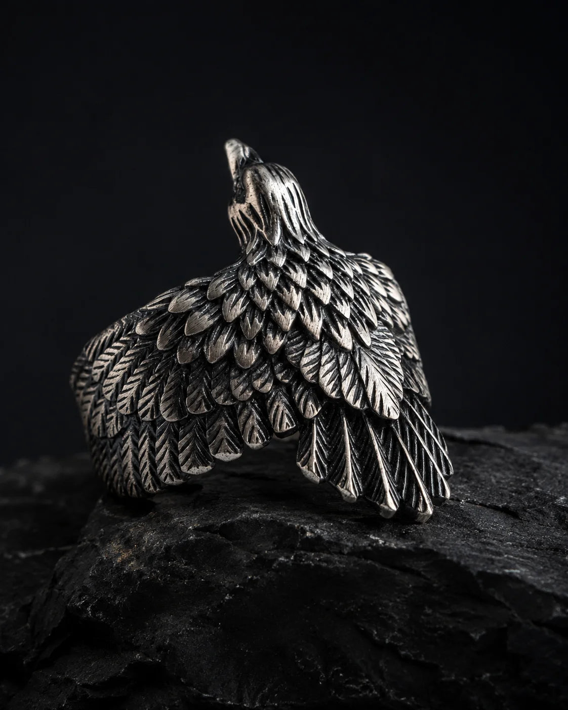 Eagle Wing Relief Motif Ring  Ring Charmora Jewelry