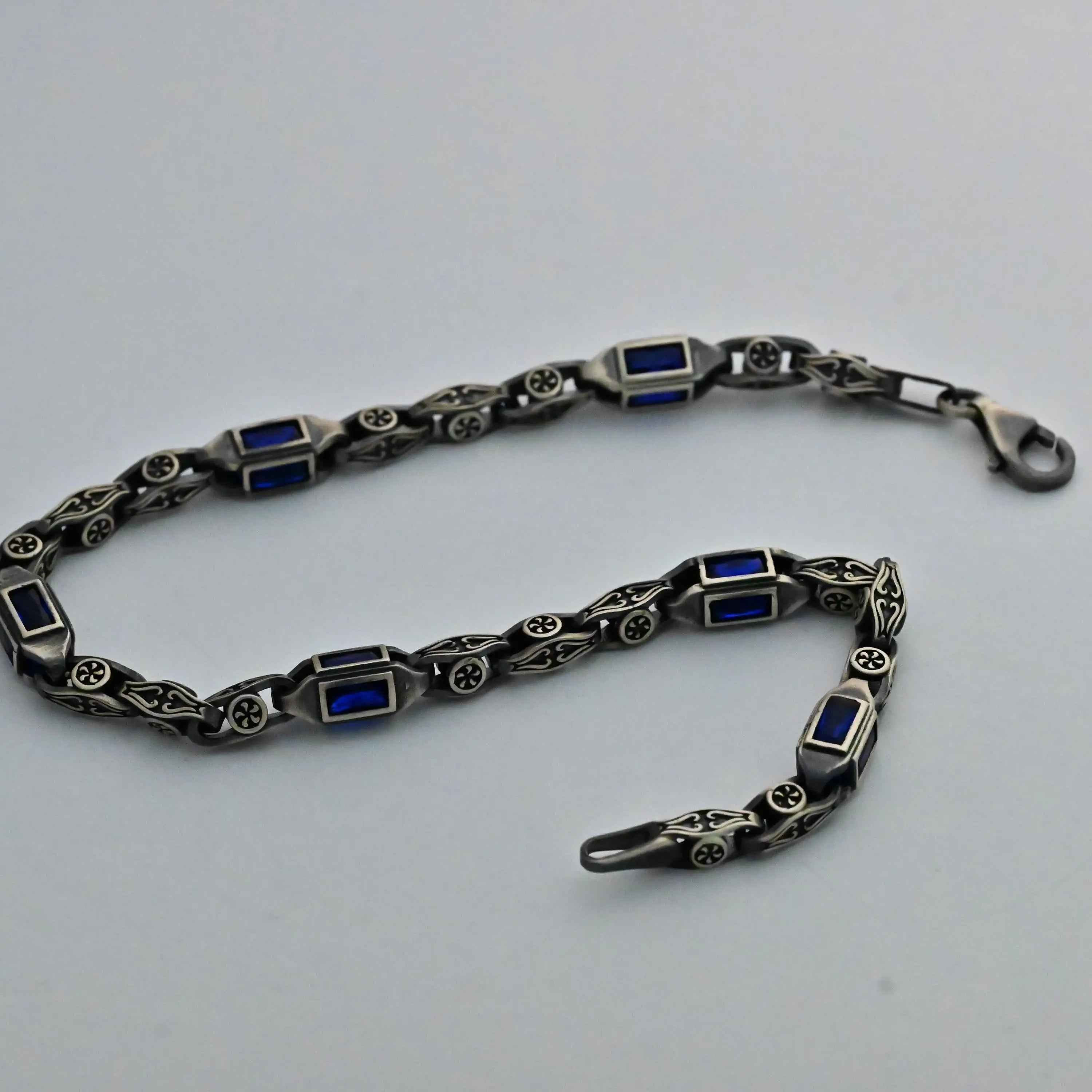 Sterling Silver Men's Bracelet: Blue Zircon Vintage Link Design