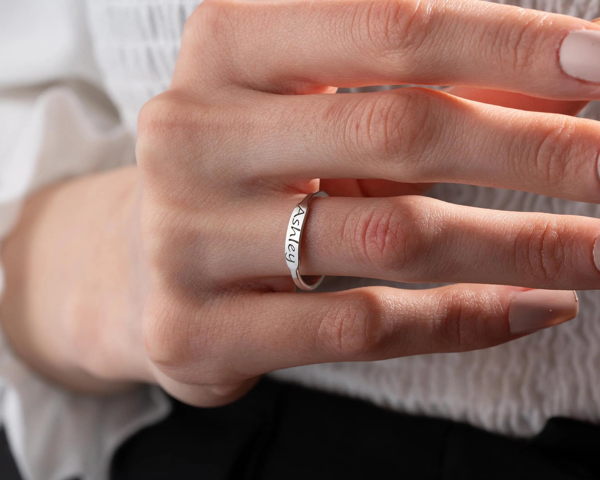 Bague prénom personnalisée en argent sterling : Cadeau gravé personnalisé