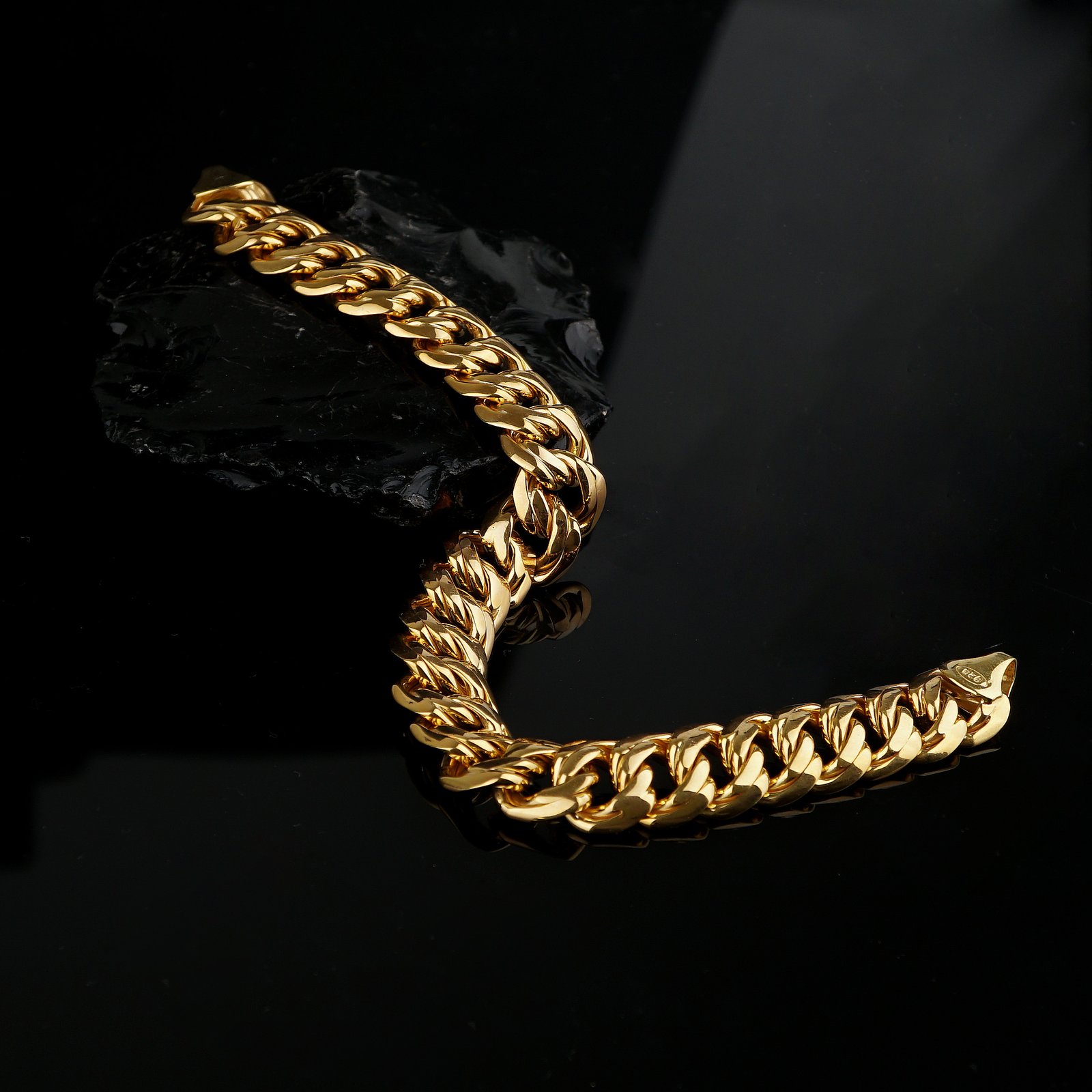Gold Cuban Chain Stainless Steel Bracelet - Image 2