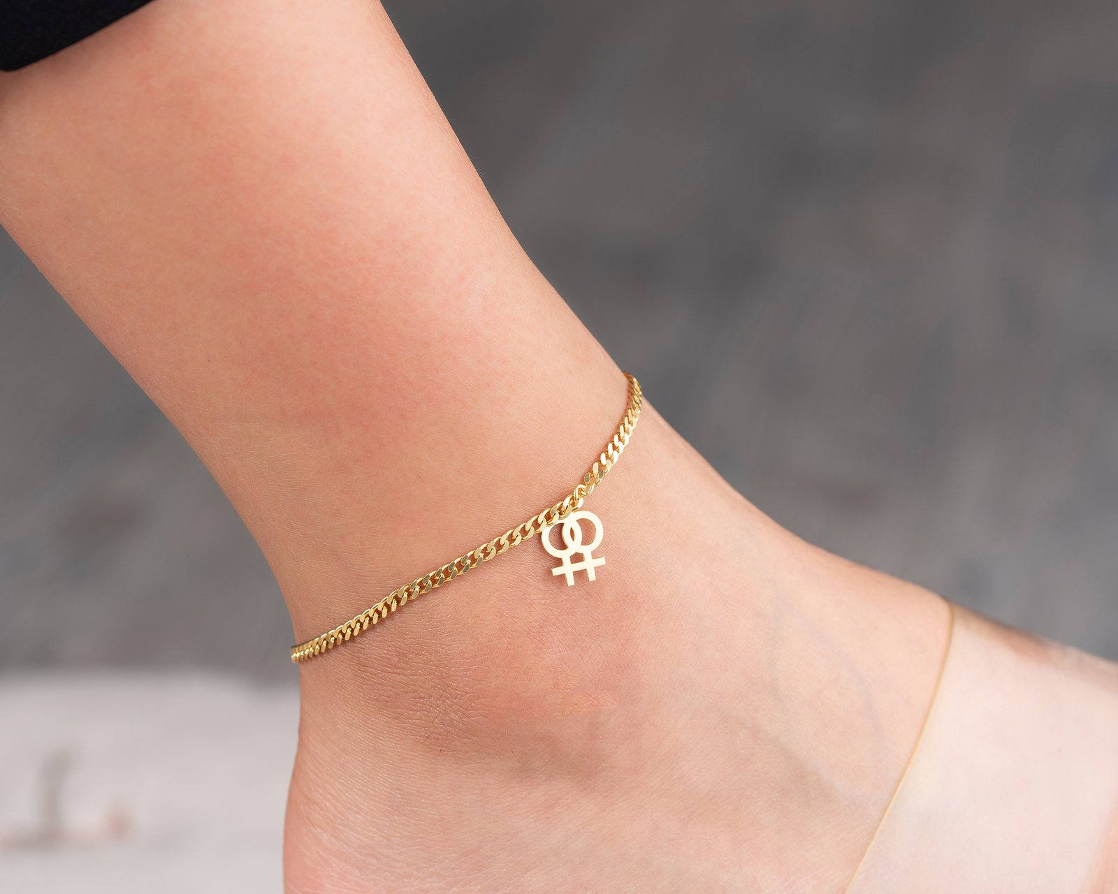 Gold-Plated Double Female Symbol Anklet - Image 8