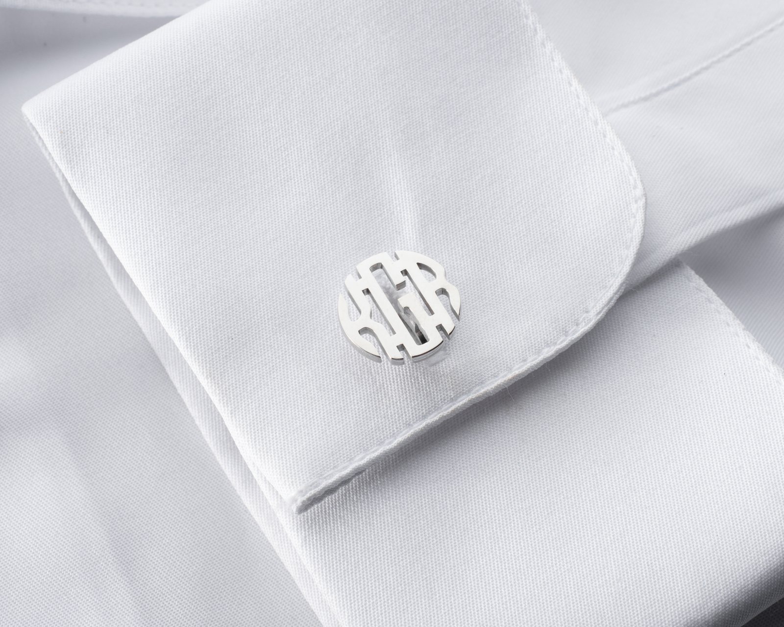 Personalized Men's Cufflinks Round Monogram Design Polished Silver - Image 5
