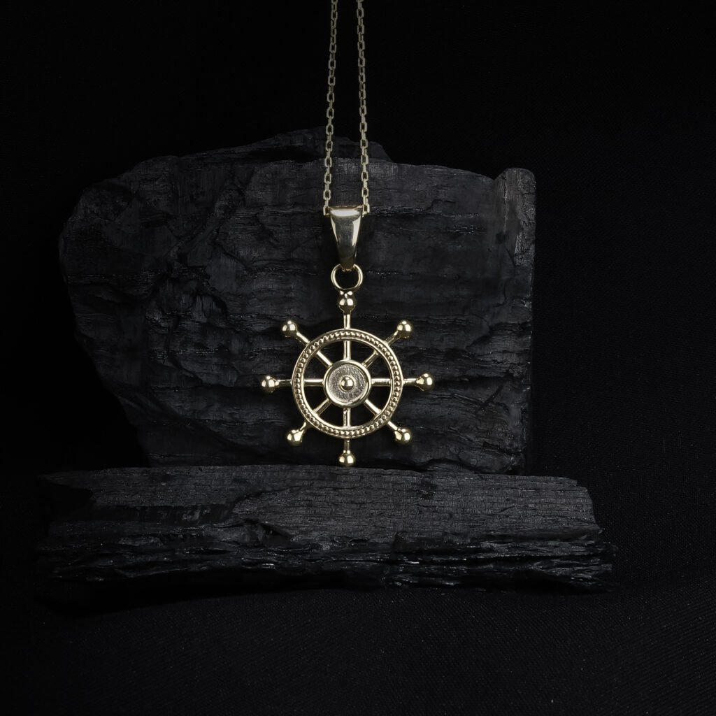 Ship wheel navigation symbol pendant men's necklace